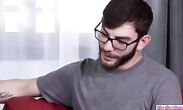 Queen Consoles Herself With Mom's Boyfriend