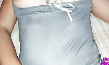 Saucy Lets Me Grope Her Busty Latina Body