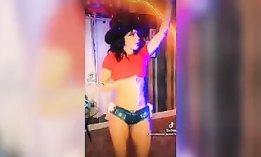 Latina Duo's Hottest TikTok Movies