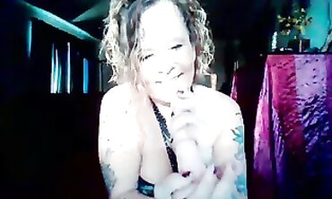 POV Blowjob: Joy Gargles Shaft in Amateur Fun