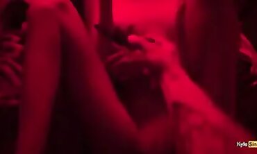 POV: Fidget Spinner on a Mega Bitch Neighbor