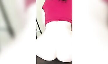 Sexy Mature Neighbor Enjoys Reverse Cowgirl Anal