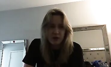 Stepbrother Guy Tries a Family Blowjob Preview