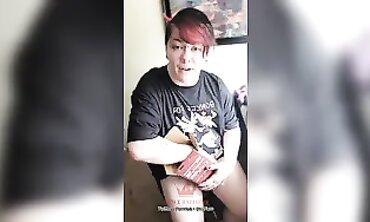 Chubby Trans Bro Enjoys Splooging on Sex Machine