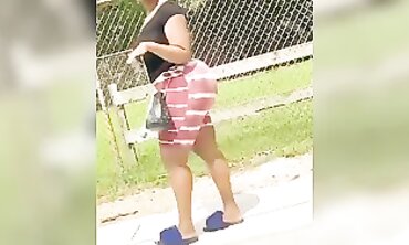 All Dat Bootie: Black MILF Amateur Big Ass