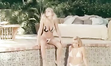 Julia Ann And Jill Kelly Share Sultry Lesbian Intercourse