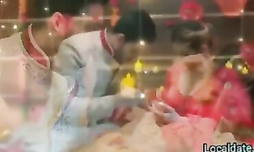 Suhagrat Ka Charamsukh: Indian Hardcore 69 & Blowjob