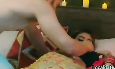 Suhagrat Ka Charamsukh: Indian Hardcore 69 & Blowjob