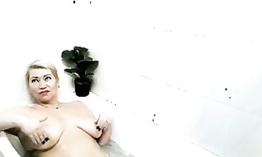Sly Recees a Cum-Filled Blowjob and Facial from a Russian MILF