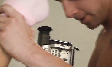 Alexia Knight Enjoys Jizm On Her Face