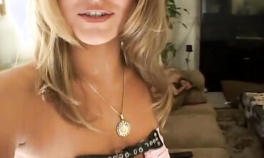 Alexia Knight Enjoys Jizm On Her Face
