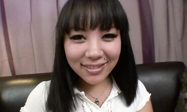 Tina Takes The Fuckpole Into Her Palms And Gives An Authentic Chinese Blow-Job two