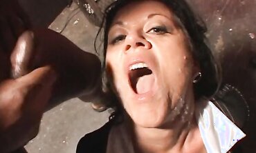 De'bella Gets Some Youngeer Dick