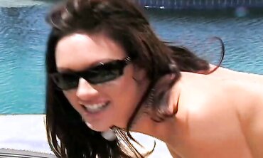 Taylor Rain Takes A Firm Buttfuck Meatpipe Shagging