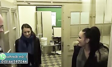 Mira Grey Bläst Den Schwanz Ihres Stiefbruders