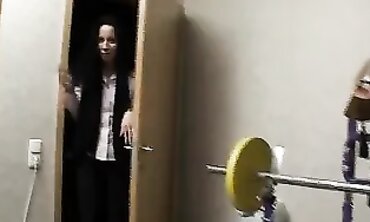 Die untreue Nachbarin: Hardcore MILF-Sex