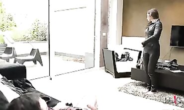 British Mature Web Find: Big Tits Bisexual Caught in Leather