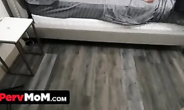 Busty Step-Mom Jasmine Jae Gives Sonnie a Morning Blowjob