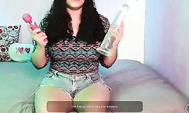 Latina Squirts & Orgasms From Twitter Poll Sex Toy