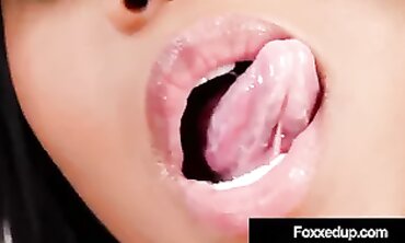 Dark Goddess Jenna Foxx Gets a Sensual Massage and Fingered
