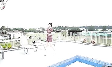LinaLynns Bareback Motel Pool Fuckfest