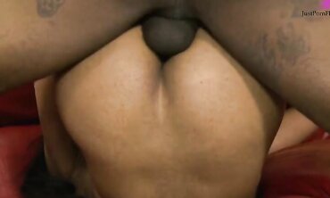 Hot Babe Craves Big Cocks and Loads of Cum