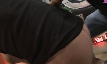 Pretty Brunette India Summer Squirts As She Gets Fucked