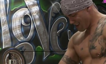 Pretty Brunette India Summer Squirts As She Gets Fucked