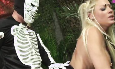 Cindy Behr Hosts A Voodoo Orgy