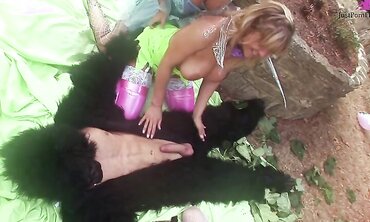 Cindy Behr, Michelle Thorne And Starr Have A Fairy Filled Threesome