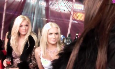 Big Boobed Broads Bo Tingley And Brooke Lee In Lesbian Group Sex Scene