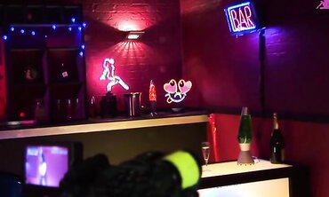 Diana Gold And Kristi Love In Fairway Fuck And Suck Session