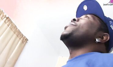 Amy Starz Gets Her Pussy Tapped By A Black Guy Again