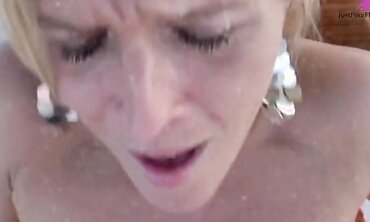 Sexy Blonde Takes Cock On the Boat