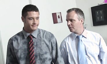 Bobbi And Claudia Seduce A Couple Of Men Who Fuck And Share Them Both