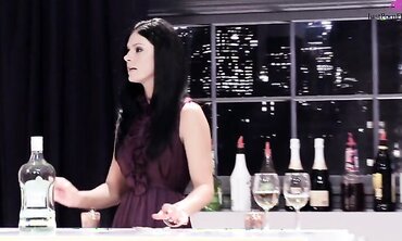 Jessica Valentino Has A Lesbian Encounter With MILF India Summer