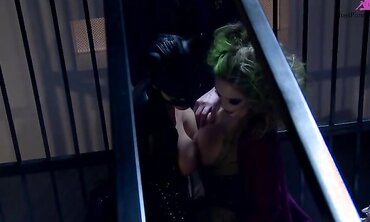 Katwoman Jennifer Dark Prowls Into A Prison Cage 3way
