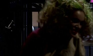 Katwoman Jennifer Dark Prowls Into A Prison Cage 3way
