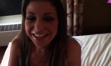 Mia Gold Gets A Massive Facial From Her Boyfriend After Hot Amateur Fuck