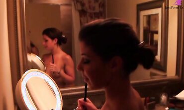 Mia Gold Gets A Massive Facial From Her Boyfriend After Hot Amateur Fuck