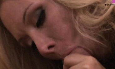 Jeanie Marie Throws Her Ass In The Air As She's Being Blasted