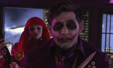 The Jokester And Batfuck Lead A Wild Orgy With Batchick And Hoards Of Sluts