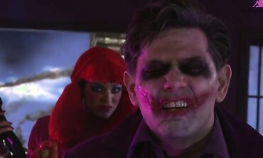 The Jokester And Batfuck Lead A Wild Orgy With Batchick And Hoards Of Sluts