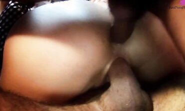 Sarah Twain Gets Her Ass And Pussy Stuffed At The Same Time