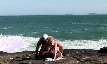 Tarra Milky Likes Hump By The Beach two