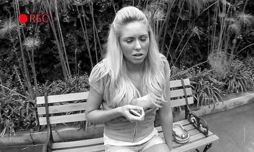 Super Hot Platinum Blonde Amateur Makes Her Hardcore Debut