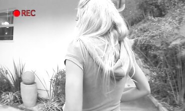 Super Hot Platinum Blonde Amateur Makes Her Hardcore Debut