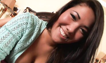London Keys Gets Toyed With in a Hardcore Tattooed Blowjob Session