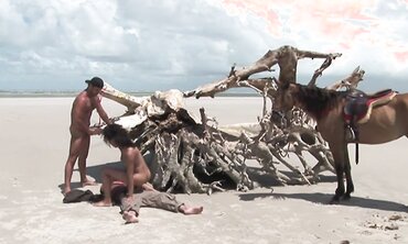 Elodie Gets Double Penetrated Hardcore on the Beach