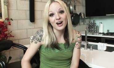 Super Hot Blonde With Hazel Eyes And Tattoos